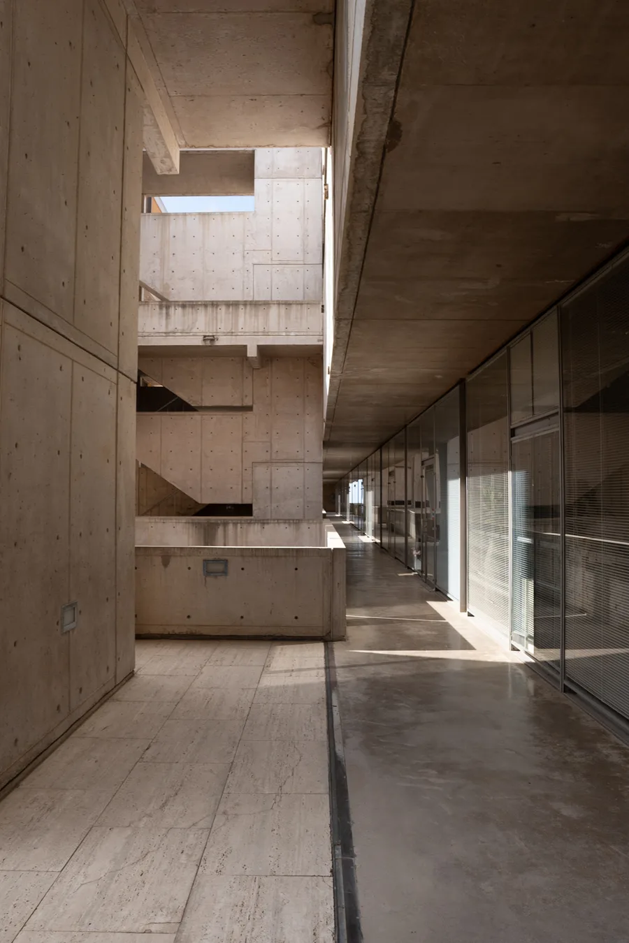 Salk Institute — Louis Kahn